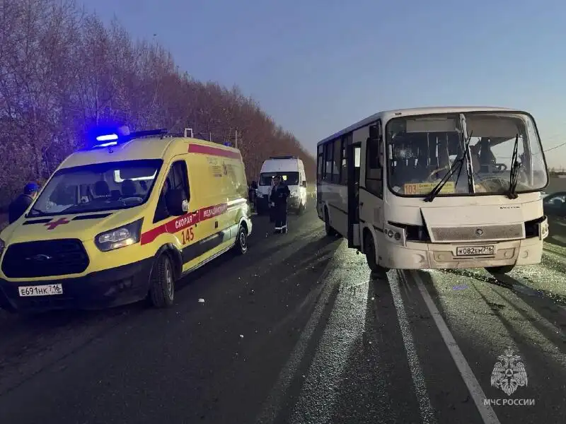Дорожно-транспортное происшествие с участием пассажирского автобуса в Тукаевском МР